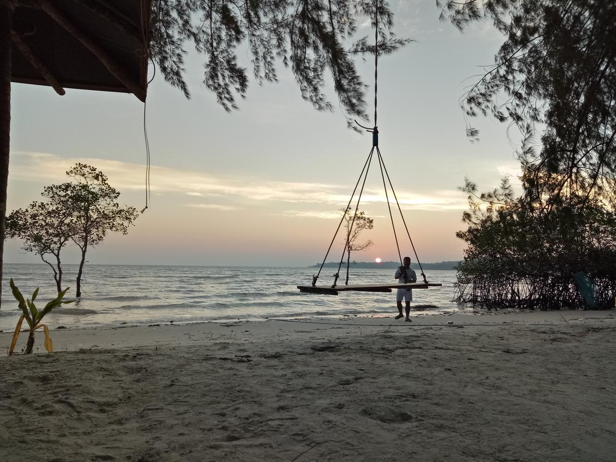 Koh Rong Love Resort Prek Svay Village Bagian luar foto