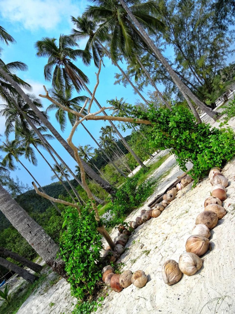 Koh Rong Love Resort Prek Svay Village Bagian luar foto