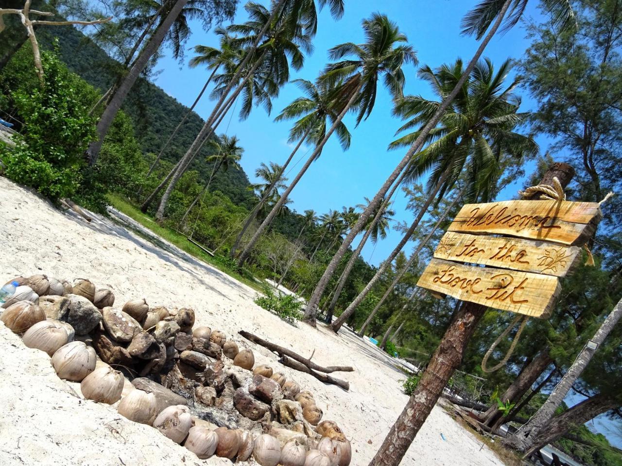 Koh Rong Love Resort Prek Svay Village Bagian luar foto