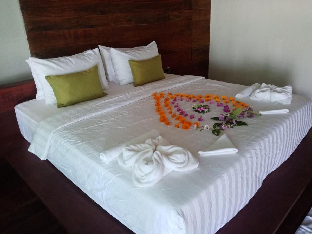 Koh Rong Love Resort Prek Svay Village Bagian luar foto